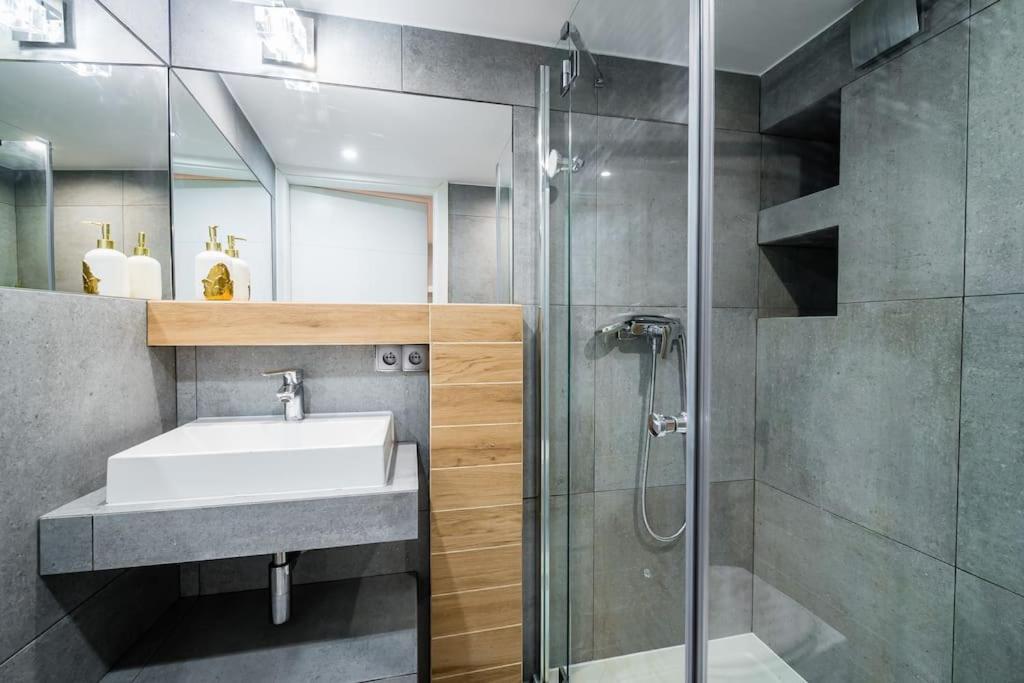 Royal City Apartment 40 M2 Kraków Zewnętrze zdjęcie